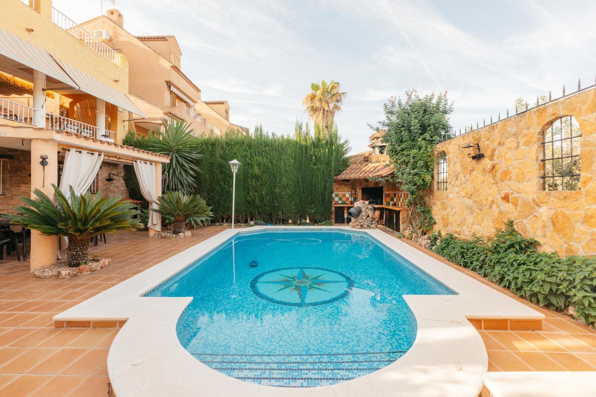 Chalet, Villa Rodeada De Naturaleza Piscina A Doce Klm De Valencia Y 7 Del Aeropuerto Exterior foto