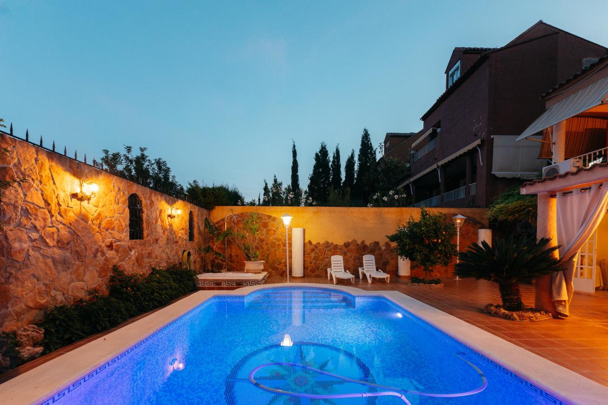 Chalet, Villa Rodeada De Naturaleza Piscina A Doce Klm De Valencia Y 7 Del Aeropuerto Exterior foto